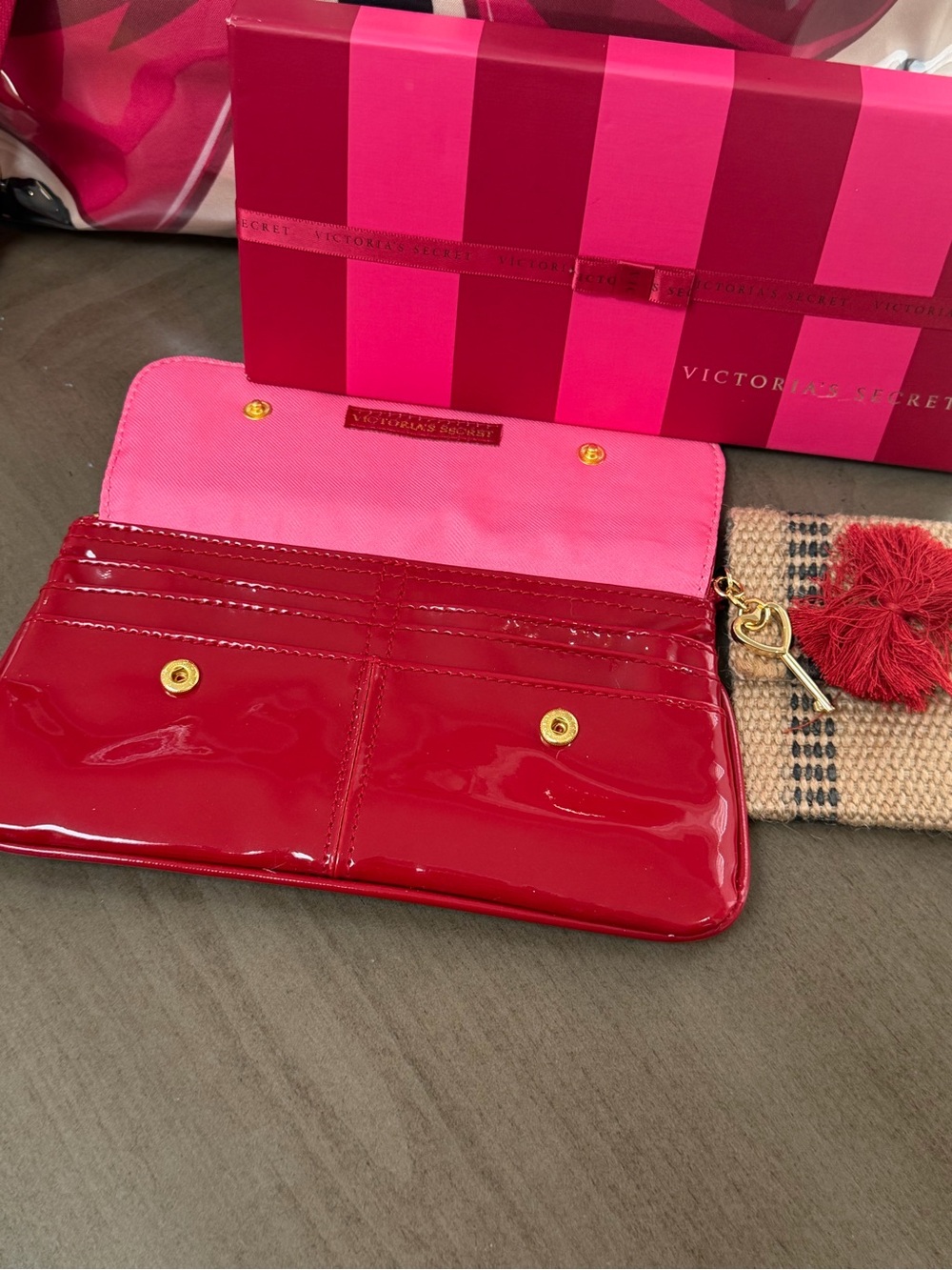 Happy RED/PINK 4FER Viral Tote +Juicy Strap+Vickys Secret Wallet + anthro pouch! - Picture 5 of 14